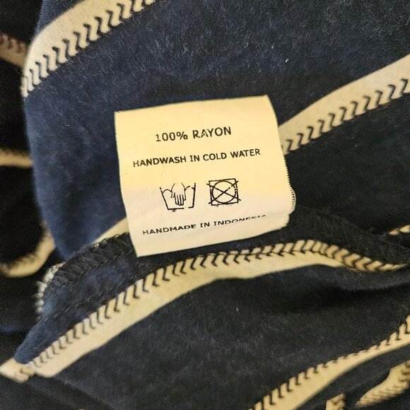 Women`s FAITHFULL THE BRAND striped navy and white off the shoulder Blouse - Picture 9 of 9